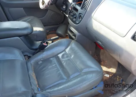 2002 Ford Escape Xlt из США, поврежденный, VIN 1FMCU04102KA33961